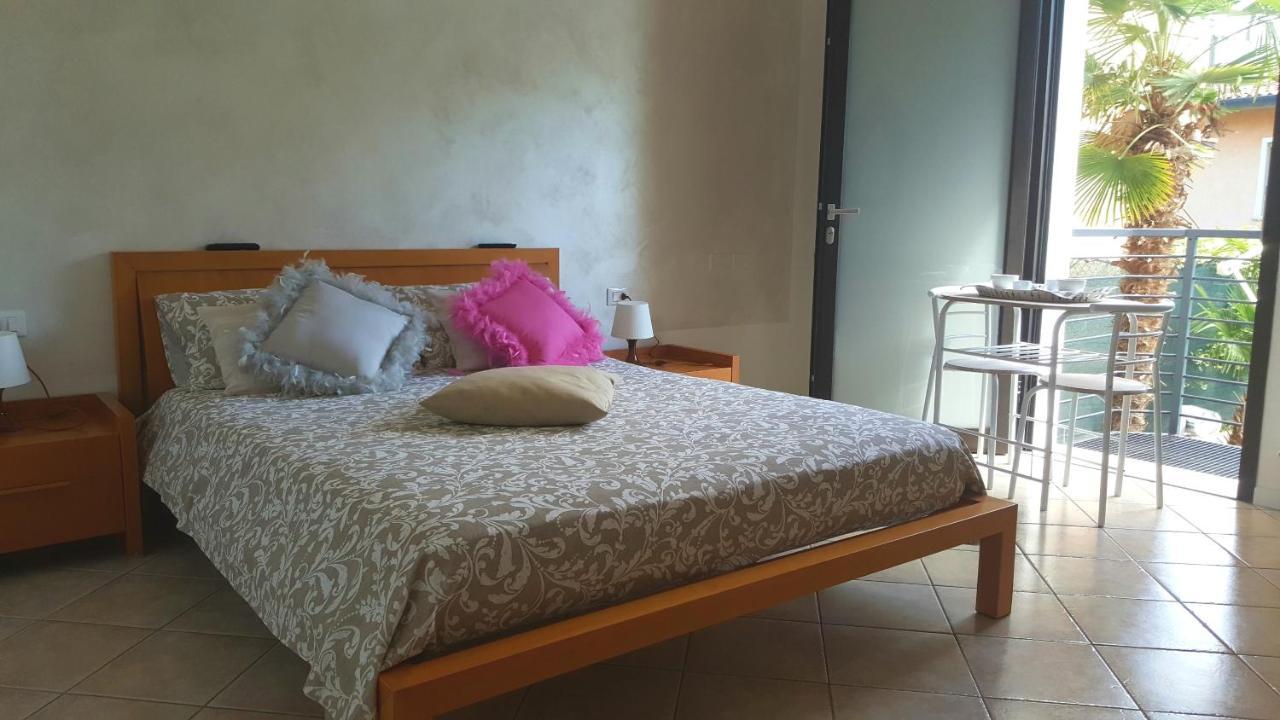 B&B Casa Gaia - Sirmione Dış mekan fotoğraf