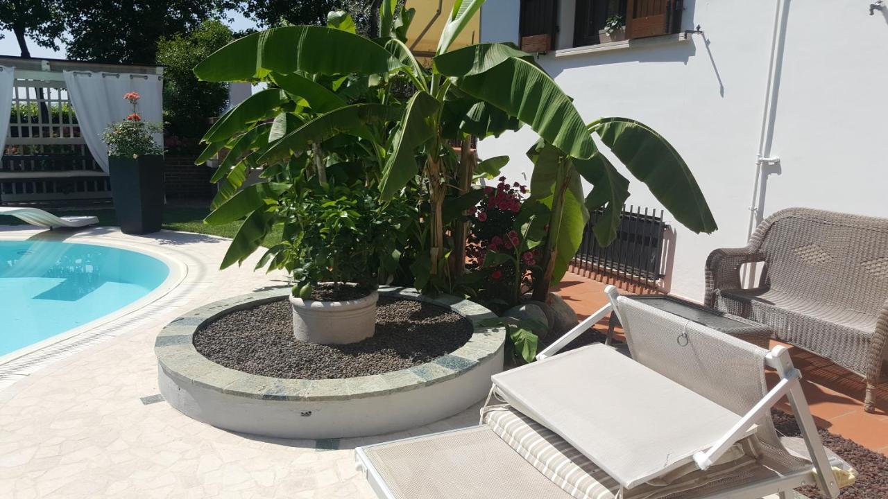 B&B Casa Gaia - Sirmione Dış mekan fotoğraf